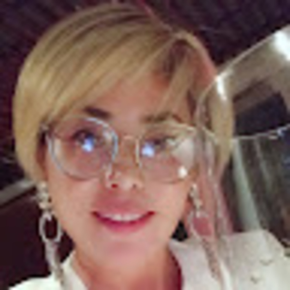 Meet your Posher, Sofi